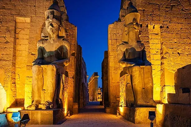 Luxor East Bank Evening Walk — Luxor Temple at Sunset & the Sphinx Avenue by Night